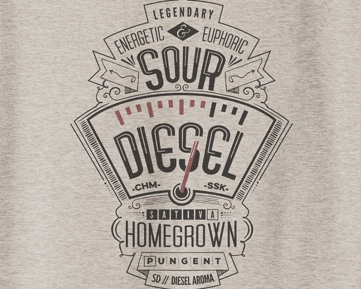 Un t-shirt gris avec un graphique vintage d'une jauge de carburant indiquée 