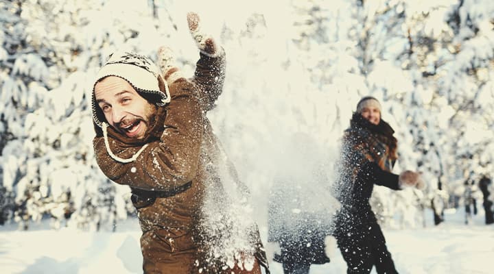 10 activités hivernales à essayer en planant