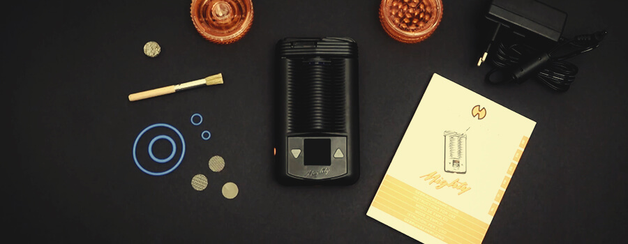 Le puissant vaporisateur et ses accessoires Le puissant vaporisateur et ses accessoires