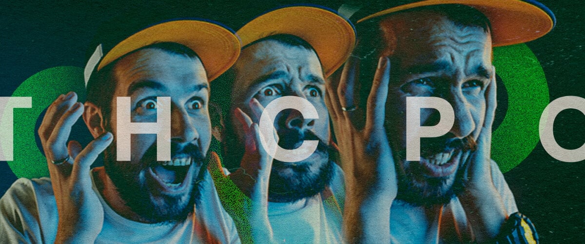 Comprenez les Risques et Effets Secondaires du THCPO avec Cette Illustration Expressive Dramatique Image dynamique de trois hommes expressifs avec des visages choqués portant des chapeaux jaunes, surmontée du texte