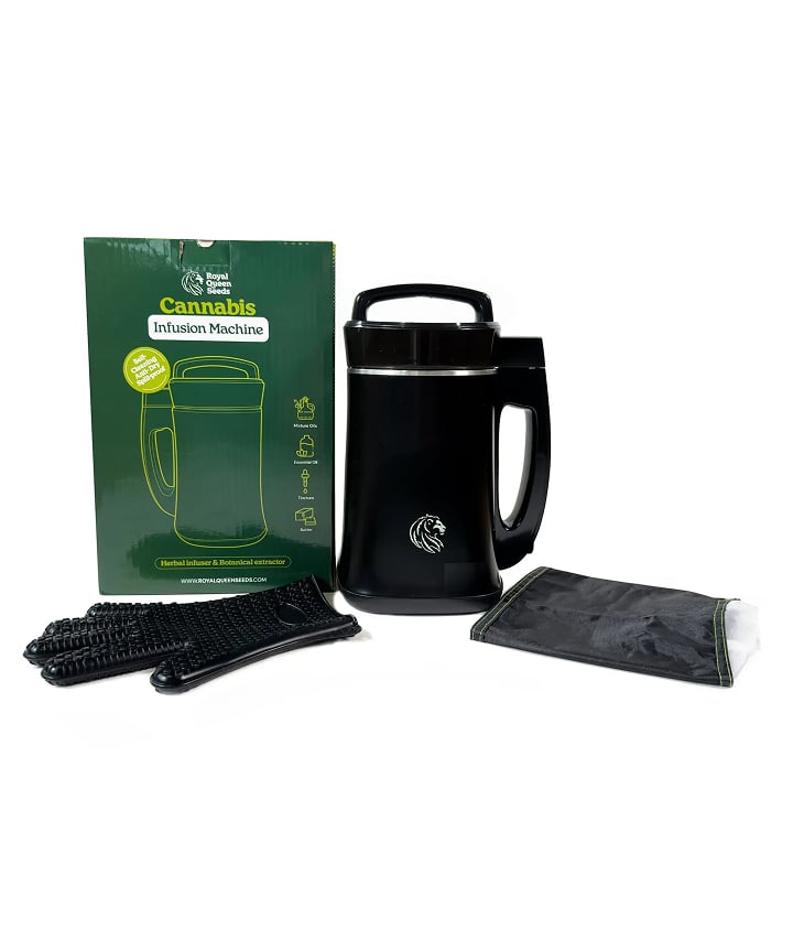 Machine d’infusion RQS présentée avec ses accessoires, dont des gants de protection, un sac filtrant et la boîte du produit.