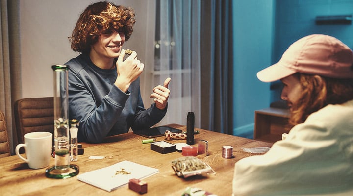 Comment vraiment gouter la weed : étape par étape