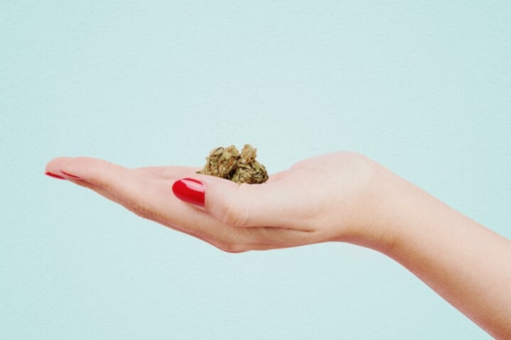 Les femmes qui consomment du cannabis pour améliorer leur mode de vie