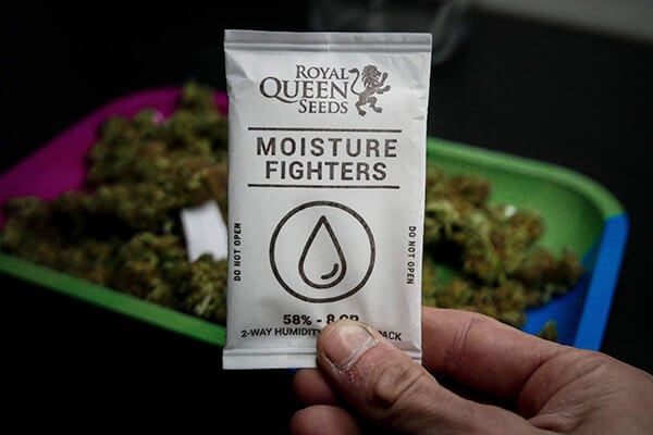 Sachet Pour Contrôler L'Humidité Sachet Pour Contrôler L'Humidité